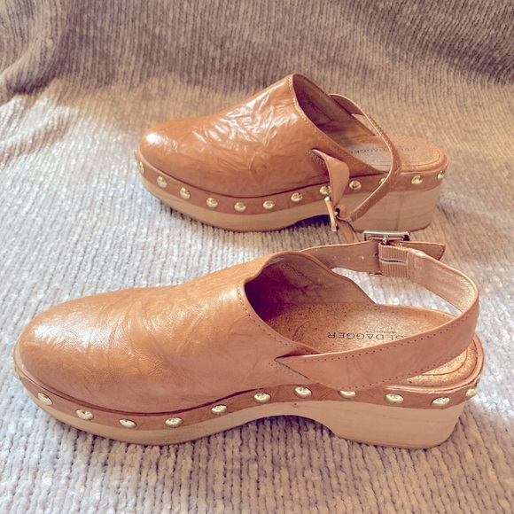 Kelsi Dagger Brooklyn Warehouse Clogs, Adjustable, Brown, Gold Studs, Size 8 - Picture 6 of 9